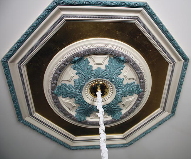 ceiling medallion